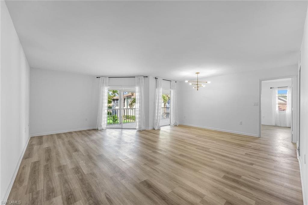 3200 Binnacle Dr B4, Naples, FL 34103-6