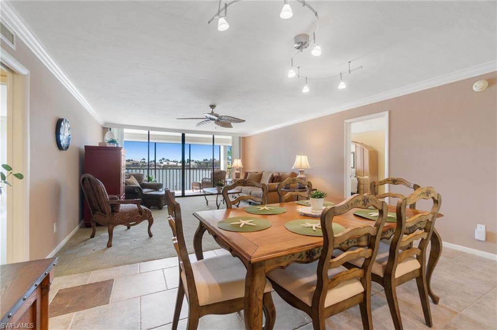 838 Elkcam Cir 208, Marco Island, FL 34145-13