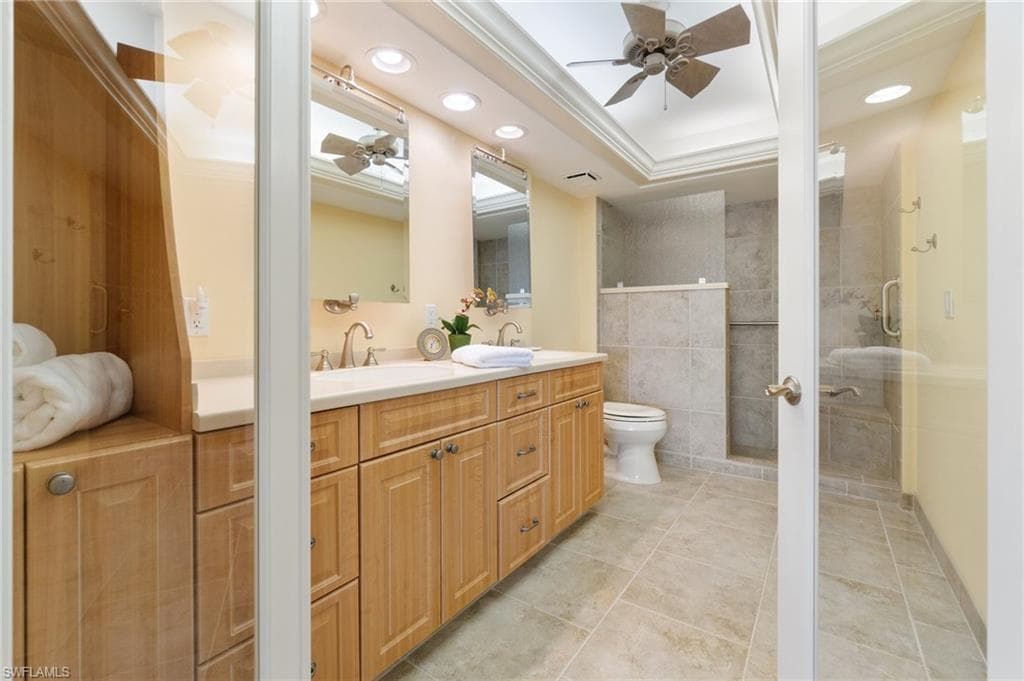 838 Elkcam Cir 208, Marco Island, FL 34145-17