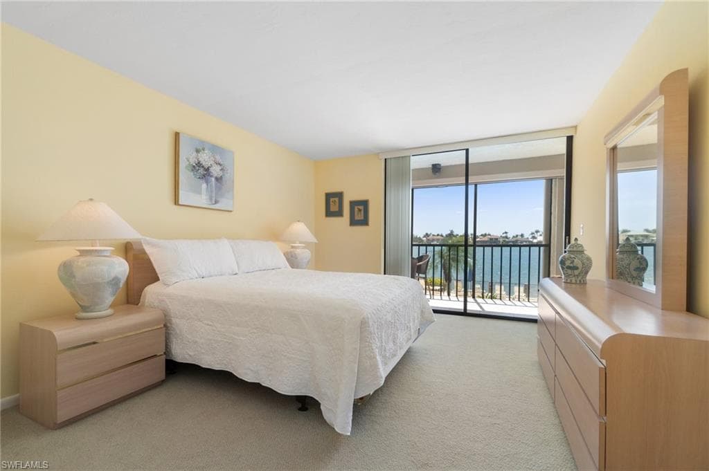 838 Elkcam Cir 208, Marco Island, FL 34145-22