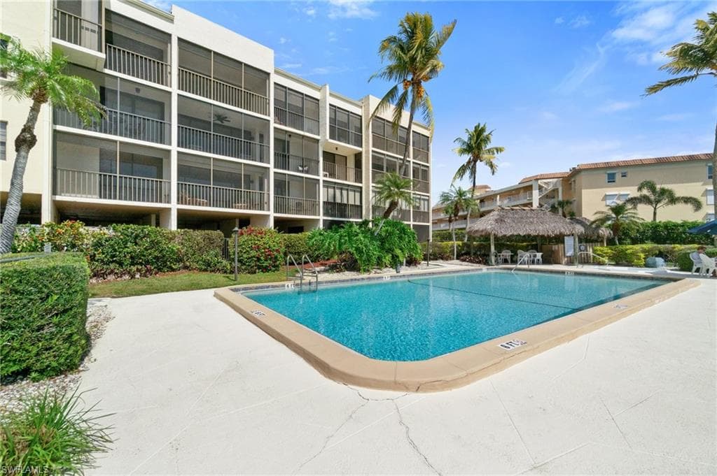 838 Elkcam Cir 208, Marco Island, FL 34145-29