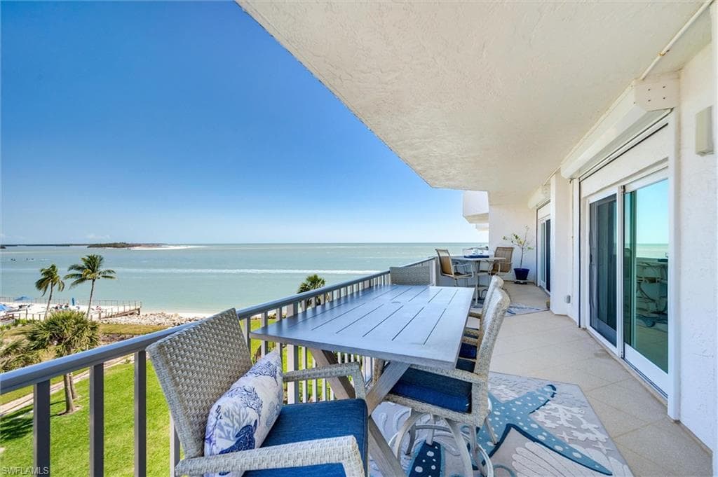 1036 Collier Blvd B302, Marco Island, FL 34145-13