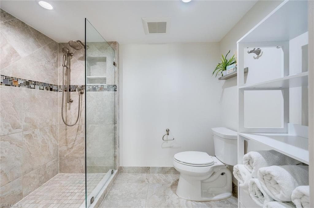 1036 Collier Blvd B302, Marco Island, FL 34145-30