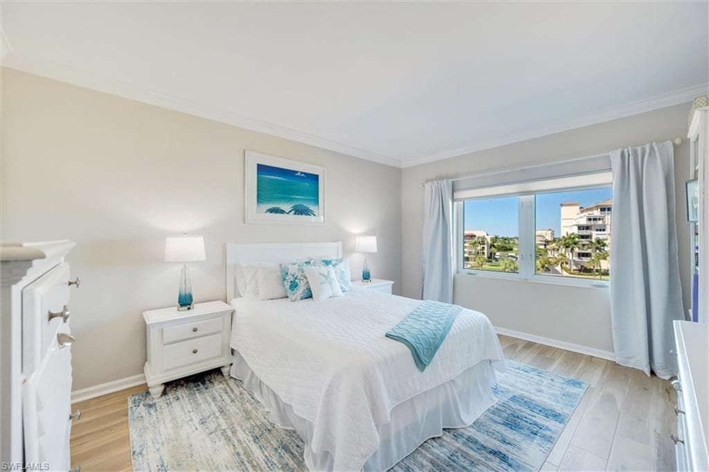 1036 Collier Blvd B302, Marco Island, FL 34145-33