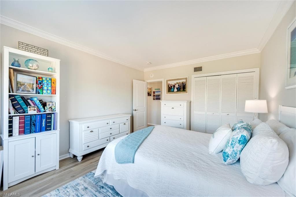1036 Collier Blvd B302, Marco Island, FL 34145-34