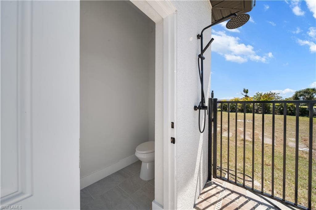 197 Rotonda Cir, Rotonda West, FL 33947-44