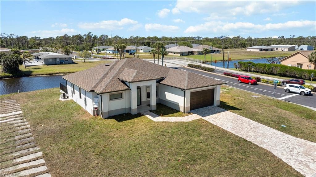 197 Rotonda Cir, Rotonda West, FL 33947-4