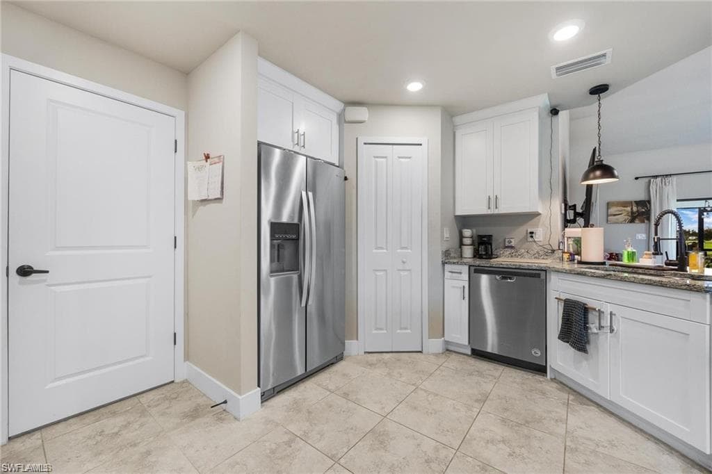 14220 Chancellor St, Fort Myers, FL 33905-4