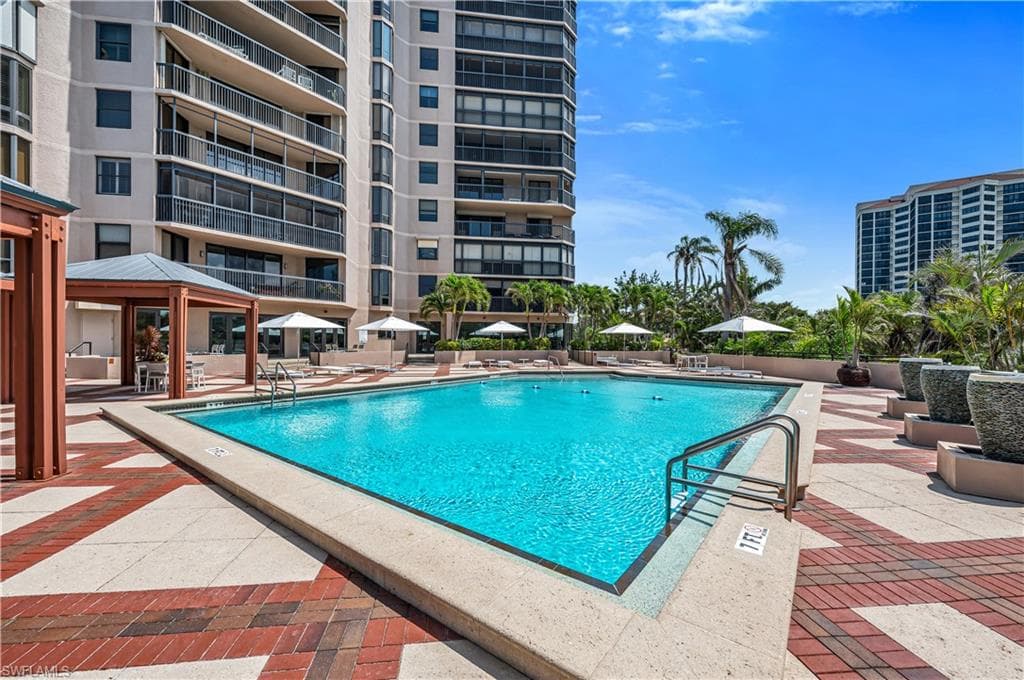 6075 Pelican Bay Blvd 1203, Naples, FL 34108-15