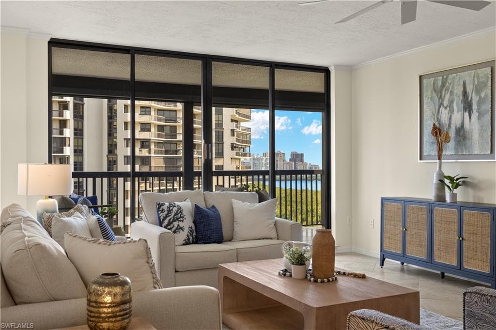 6075 Pelican Bay Blvd 1203, Naples, FL 34108-4