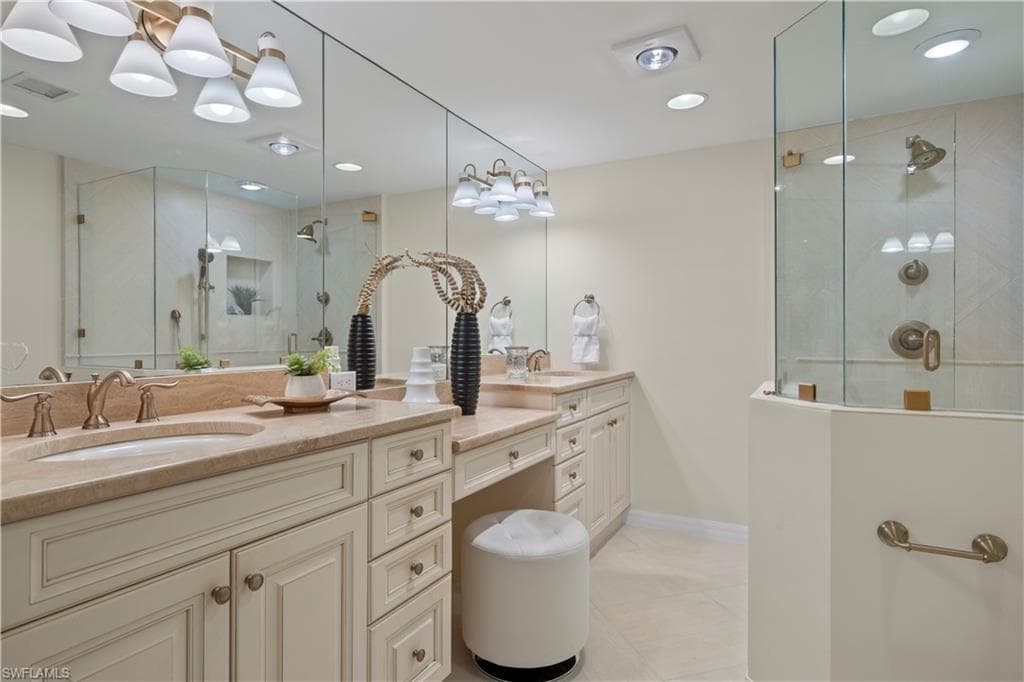 6075 Pelican Bay Blvd 1203, Naples, FL 34108-7
