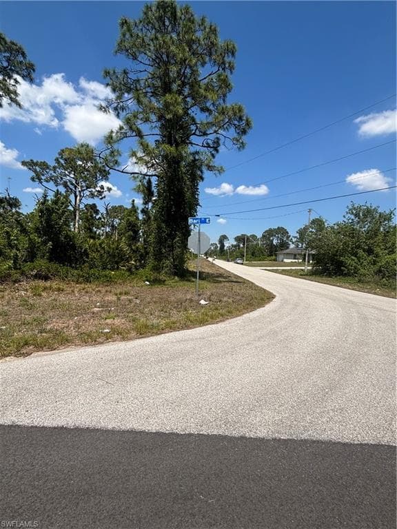 1146 Bari St E, Lehigh Acres, FL 33974-1