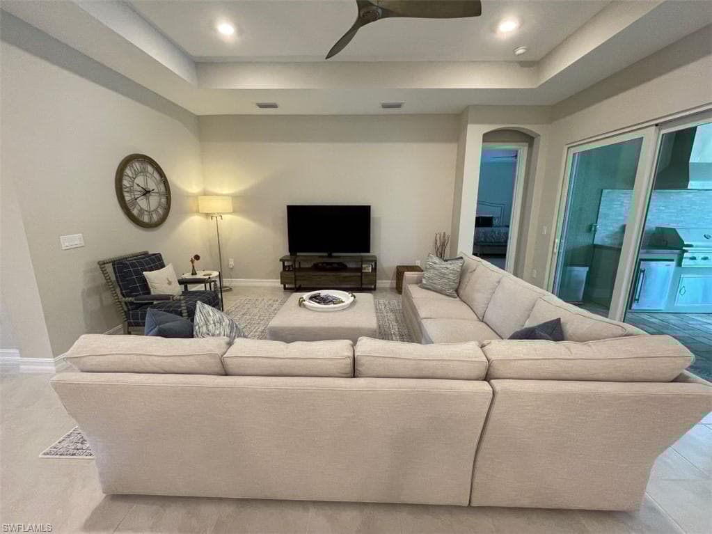 14757 Leeward Dr, Naples, FL 34114-9