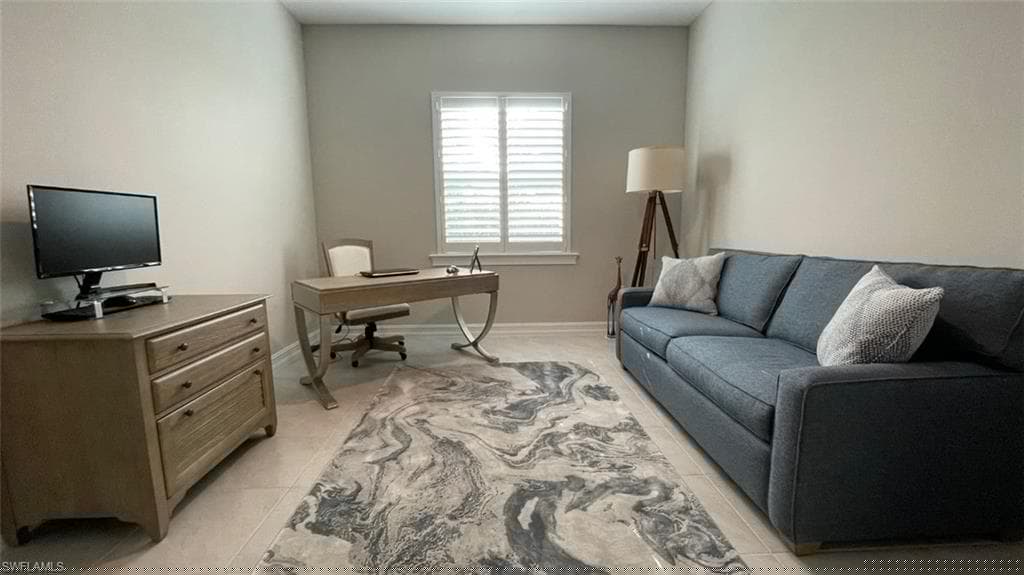 14757 Leeward Dr, Naples, FL 34114-17