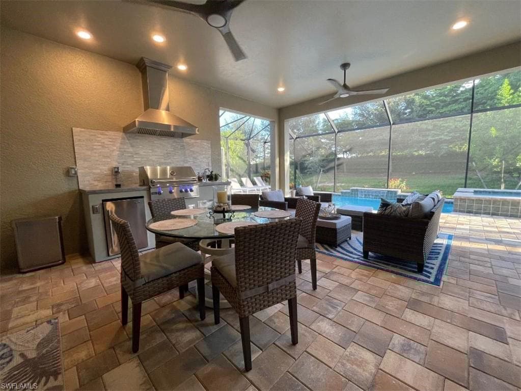 14757 Leeward Dr, Naples, FL 34114-25