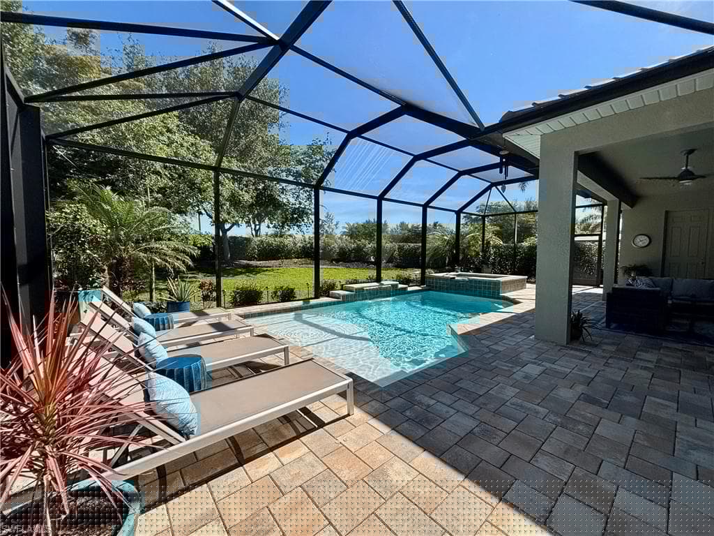 14757 Leeward Dr, Naples, FL 34114-29
