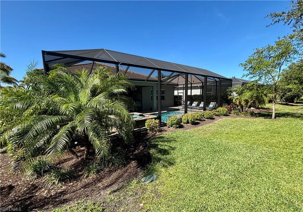 14757 Leeward Dr, Naples, FL 34114-3