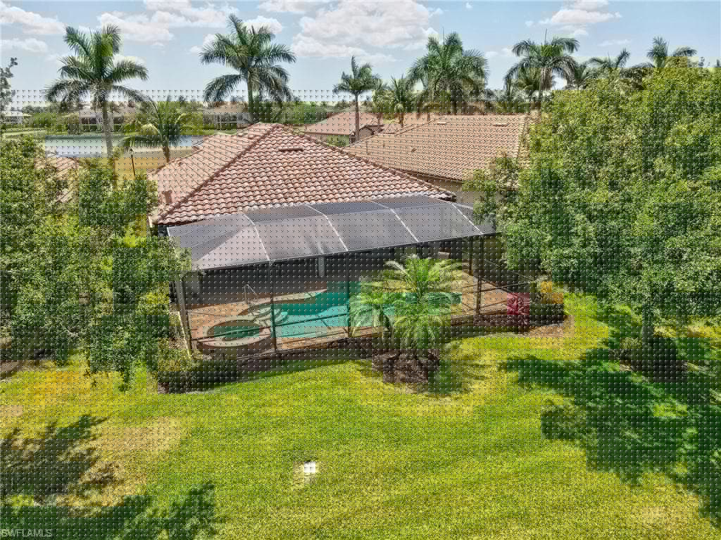 2930 Aviamar Cir, Naples, FL 34114-25