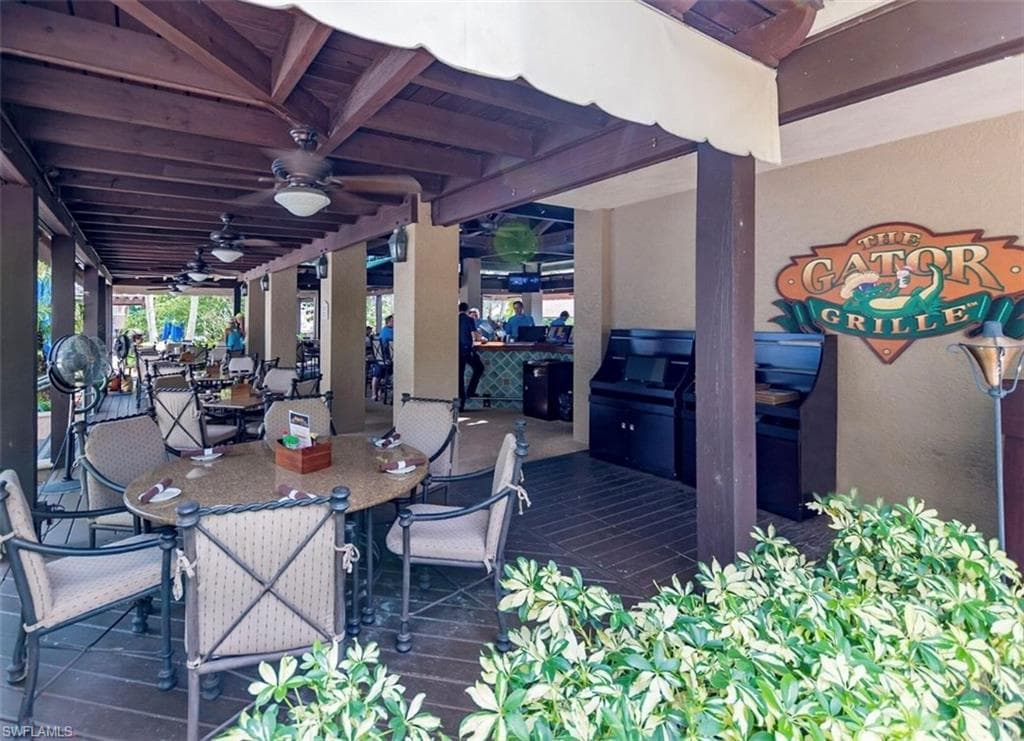 2930 Aviamar Cir, Naples, FL 34114-30