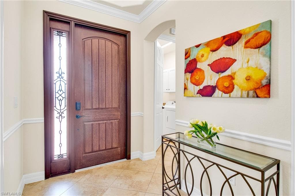 2930 Aviamar Cir, Naples, FL 34114-4