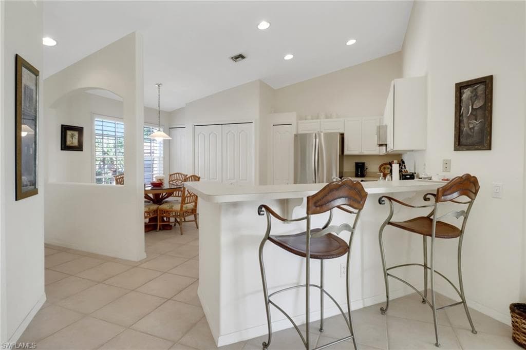 9000 Spring Run Blvd 805, Estero, FL 34135-4