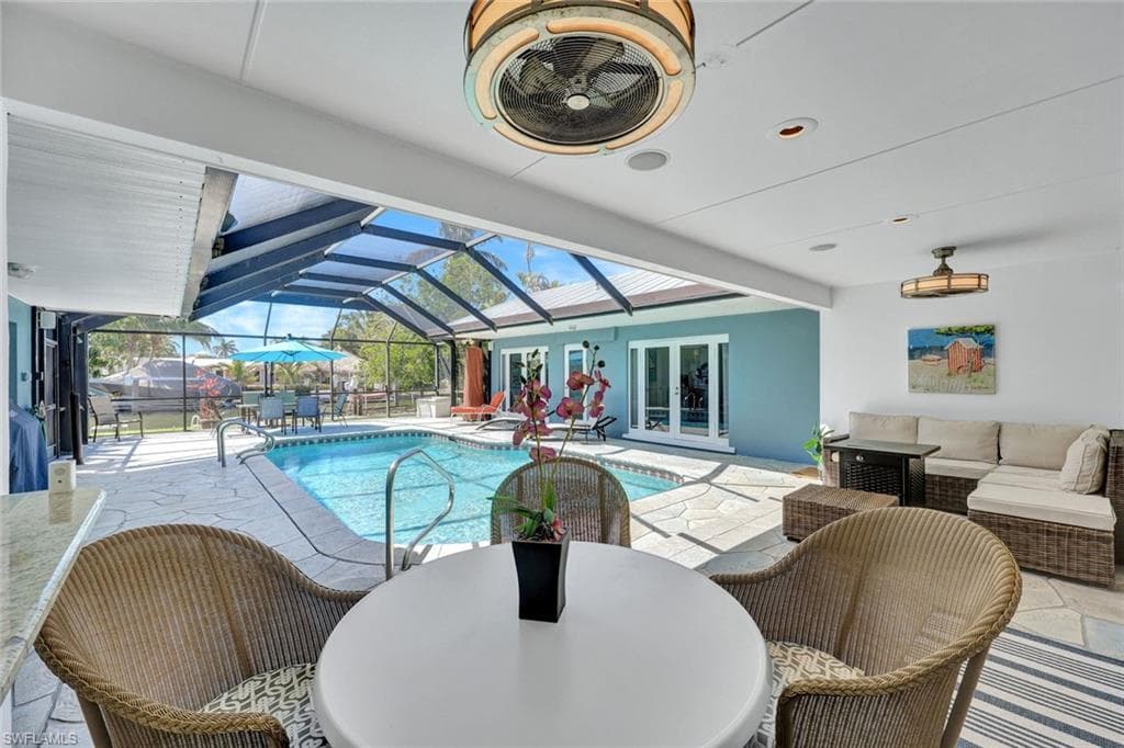 1550 Sandpiper St, Naples, FL 34102-22