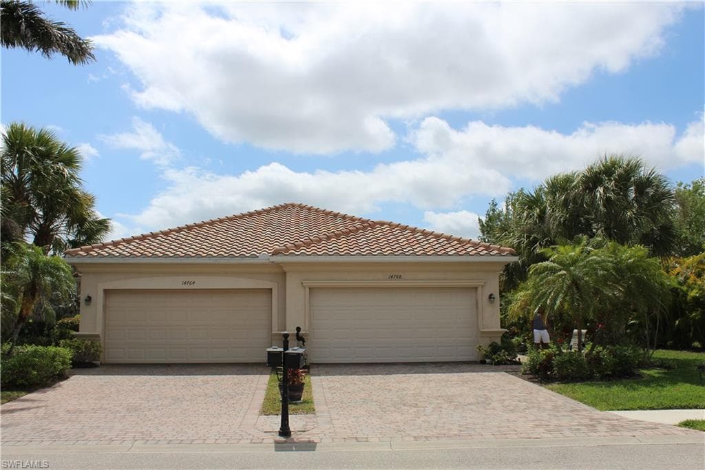 14768 Cranberry Ct, Naples, FL 34114-2