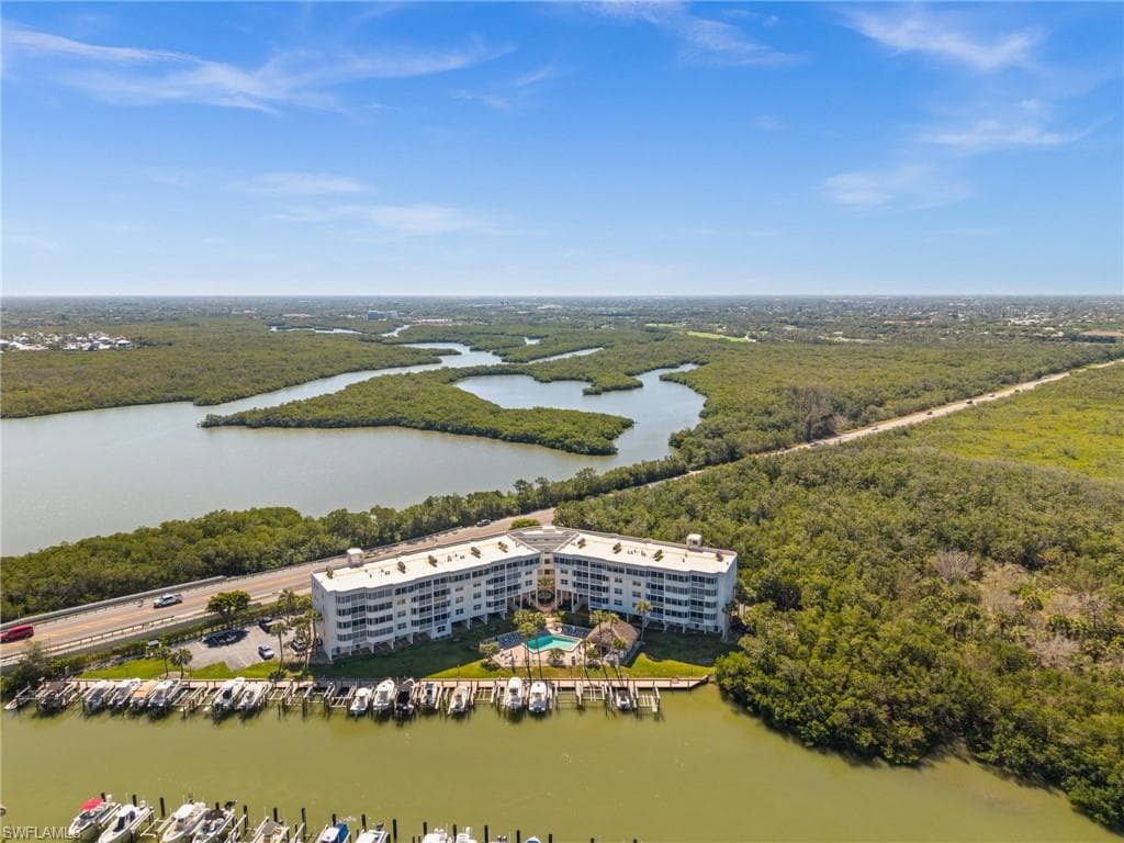 12945 Vanderbilt Dr 306, Naples, FL 34110-27