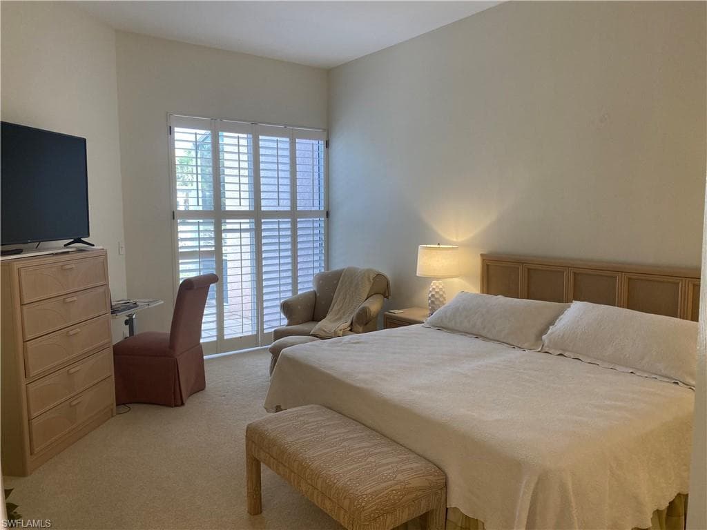 9181 Las Maderas Dr, Bonita Springs, FL 34135-11