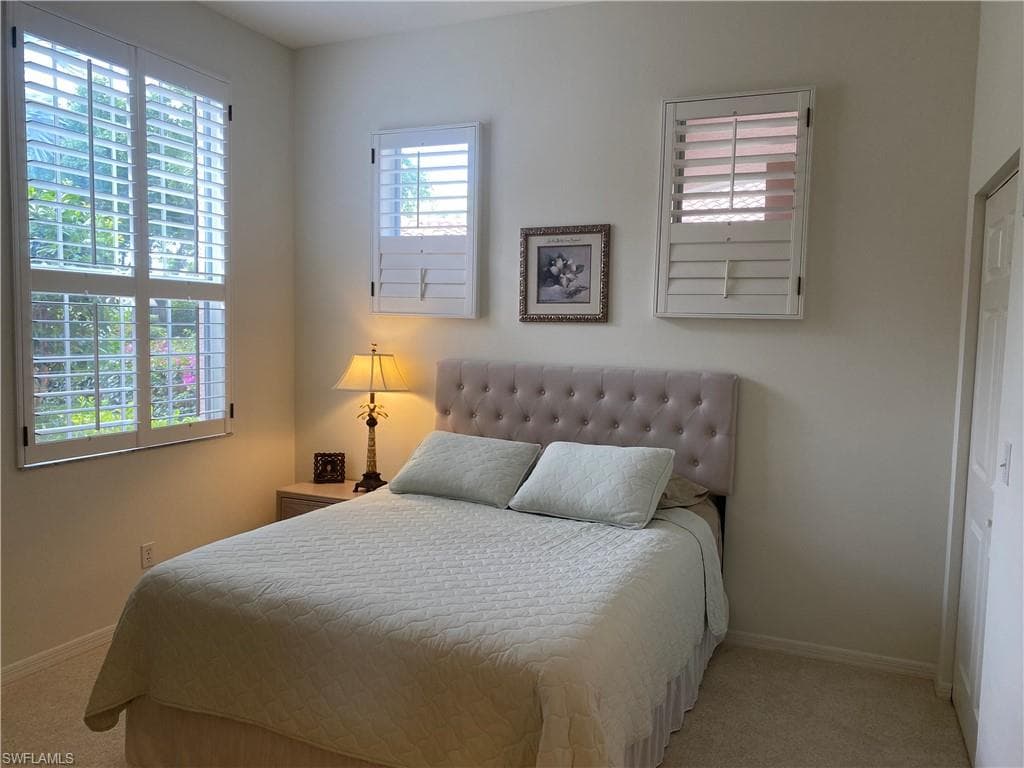 9181 Las Maderas Dr, Bonita Springs, FL 34135-14