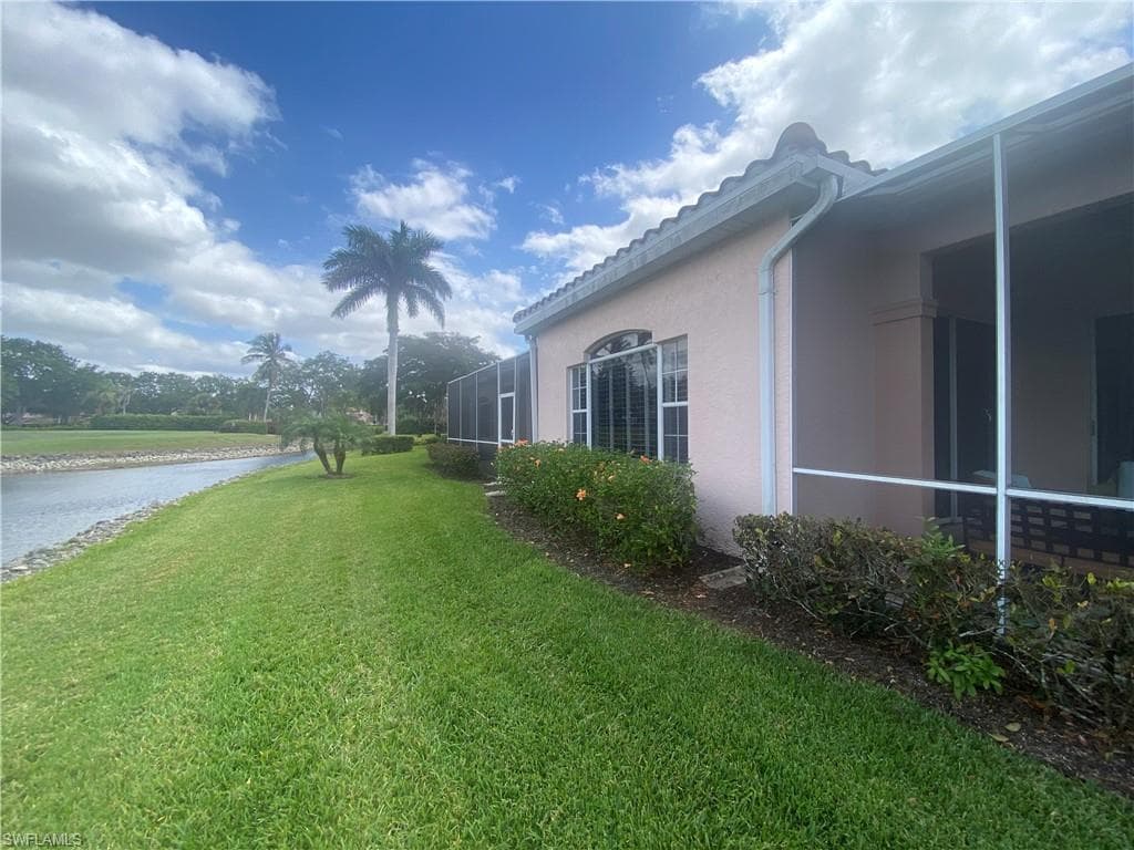 9181 Las Maderas Dr, Bonita Springs, FL 34135-19