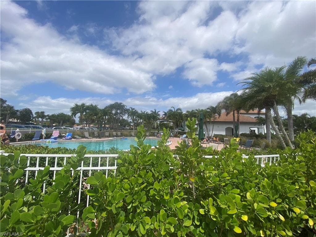 9181 Las Maderas Dr, Bonita Springs, FL 34135-23
