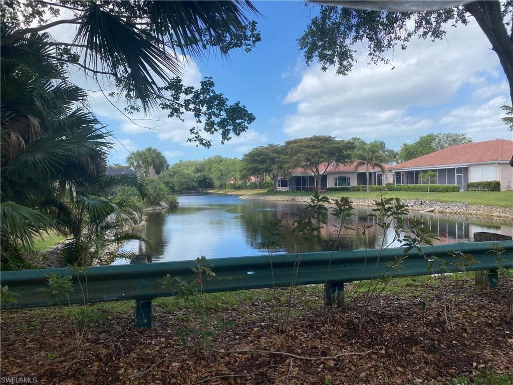 9181 Las Maderas Dr, Bonita Springs, FL 34135-24