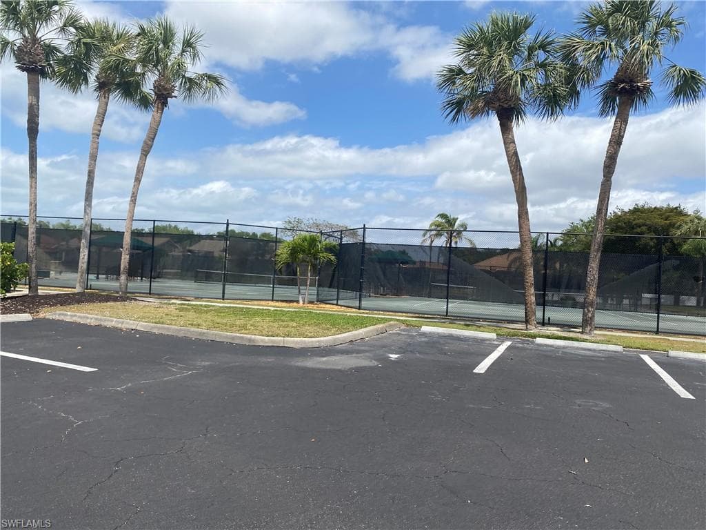 9181 Las Maderas Dr, Bonita Springs, FL 34135-32