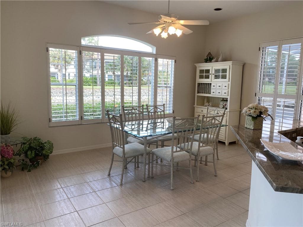 9181 Las Maderas Dr, Bonita Springs, FL 34135-2