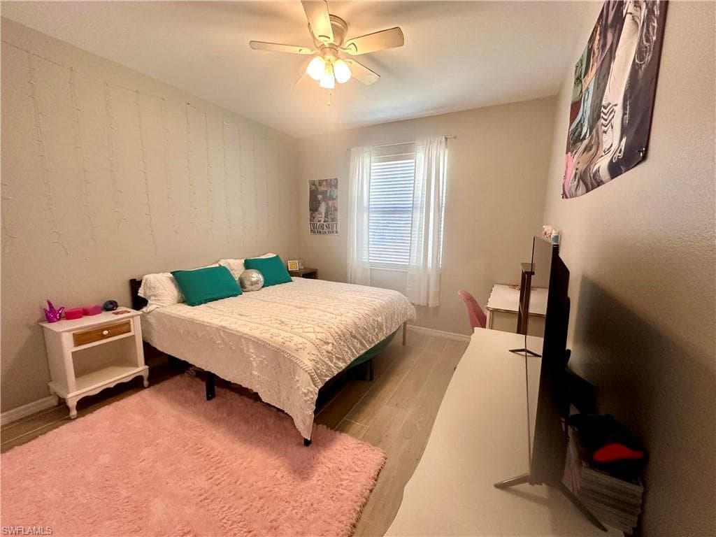 1507 33rd Ln, Cape Coral, FL 33909-6