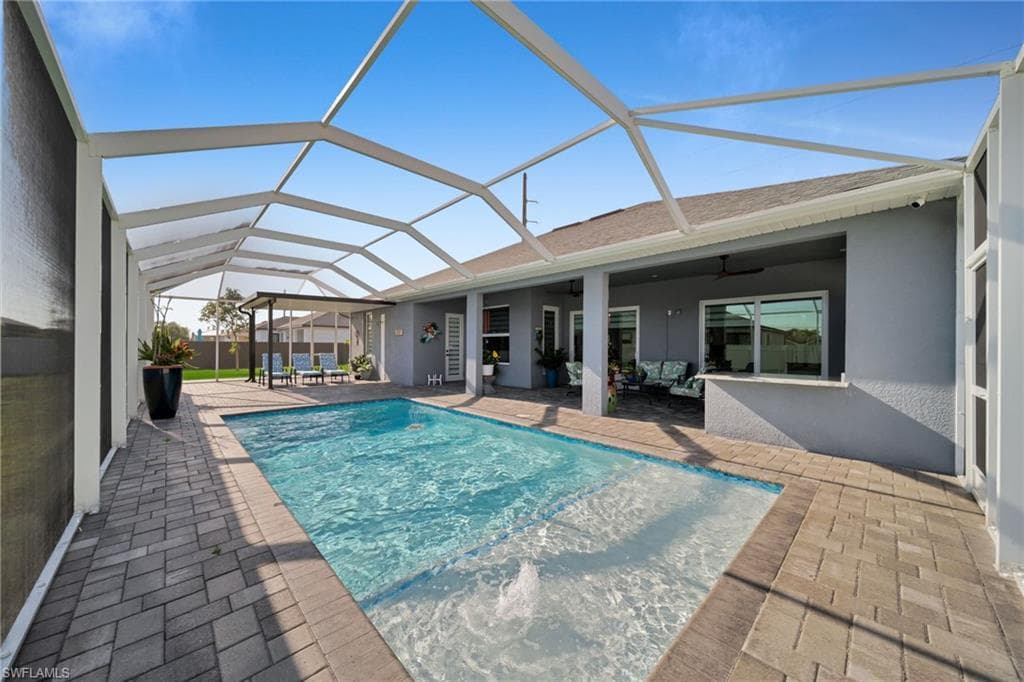 1214 Embers Pkwy W, Cape Coral, FL 33993-40