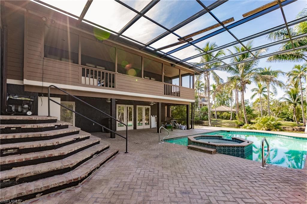 7232 Heaven Ln, Fort Myers, FL 33908-9