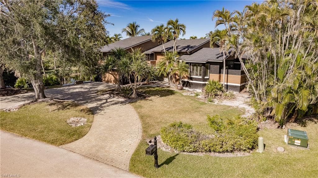 7232 Heaven Ln, Fort Myers, FL 33908-10