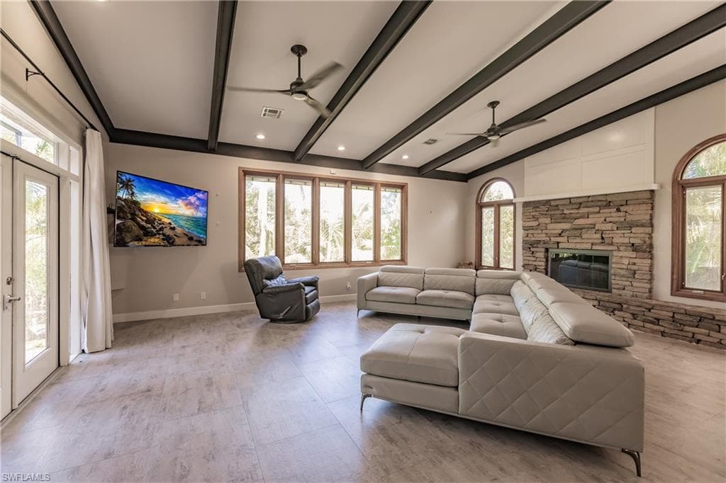 7232 Heaven Ln, Fort Myers, FL 33908-6