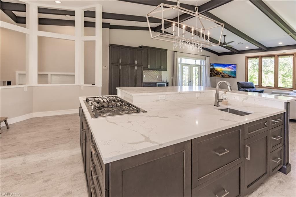 7232 Heaven Ln, Fort Myers, FL 33908-7
