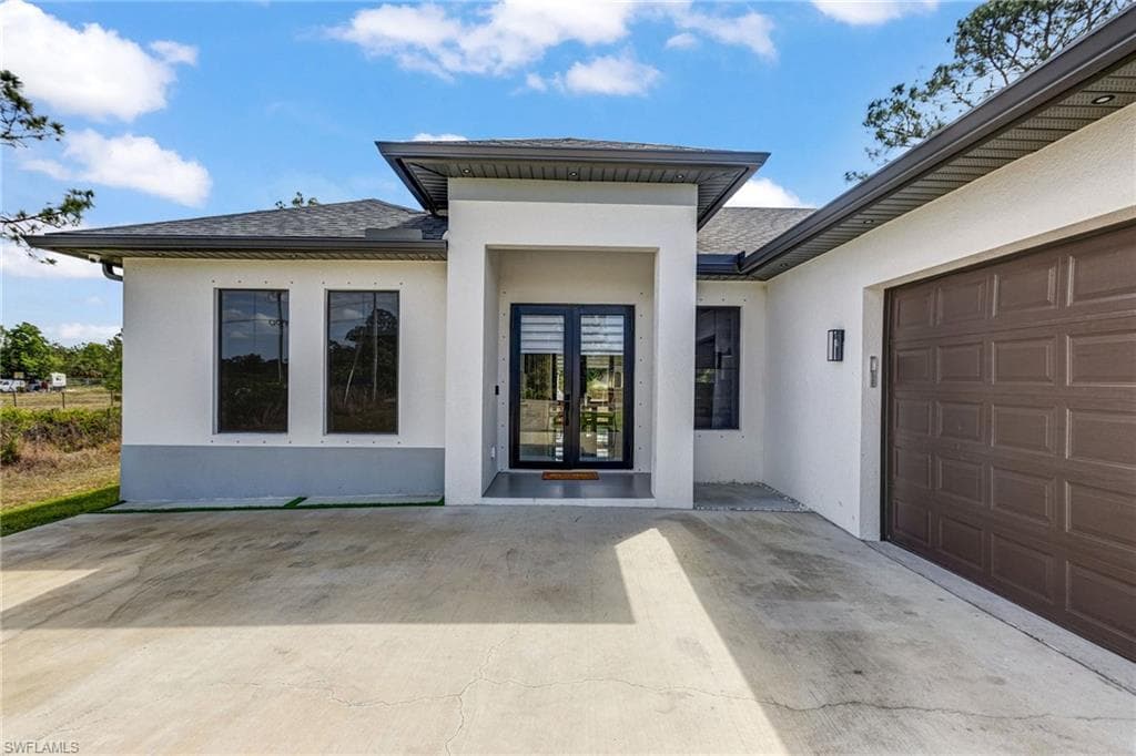 4768 40th St NE, Naples, FL 34120-3