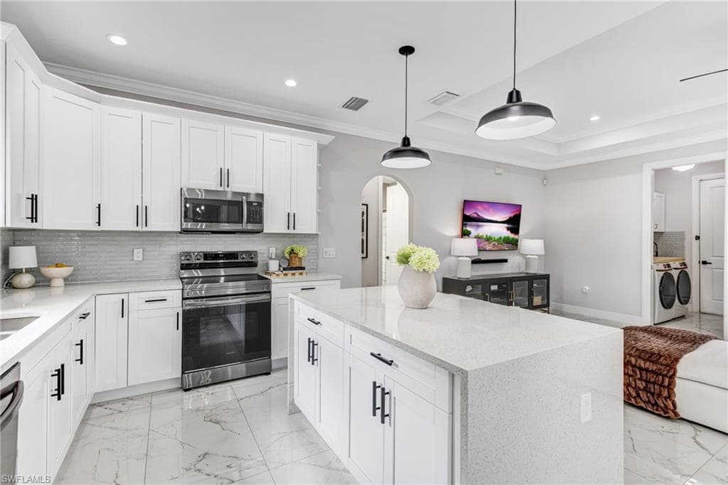 4768 40th St NE, Naples, FL 34120-43