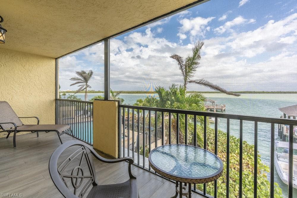10 Tampa Pl 301, Marco Island, FL 34145-23