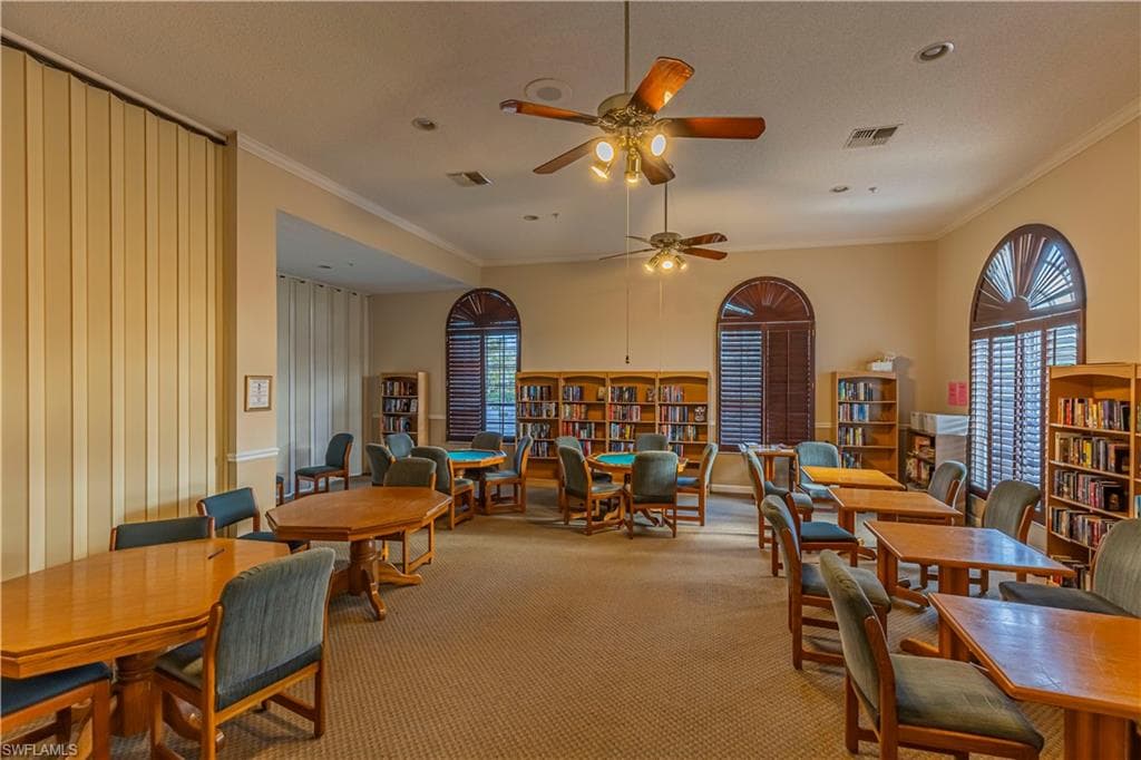 144 Glen Eagle Cir, Naples, FL 34104-28