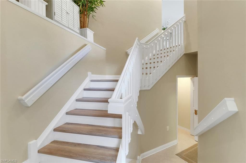 3916 Forest Glen Blvd 202, Naples, FL 34114-4