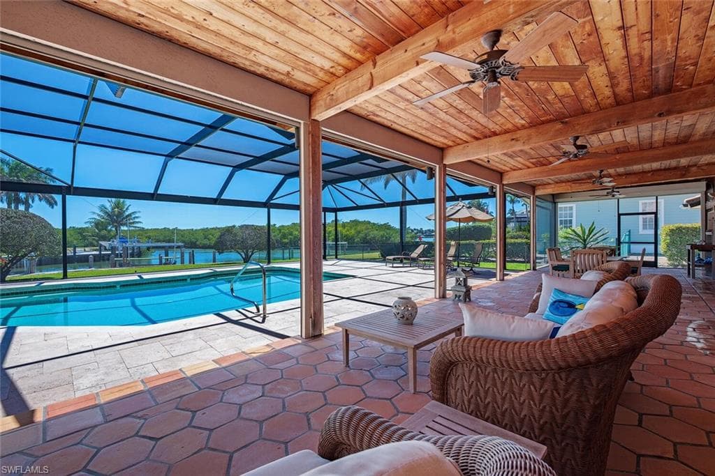 2111 Sheepshead Dr, Naples, FL 34102-9