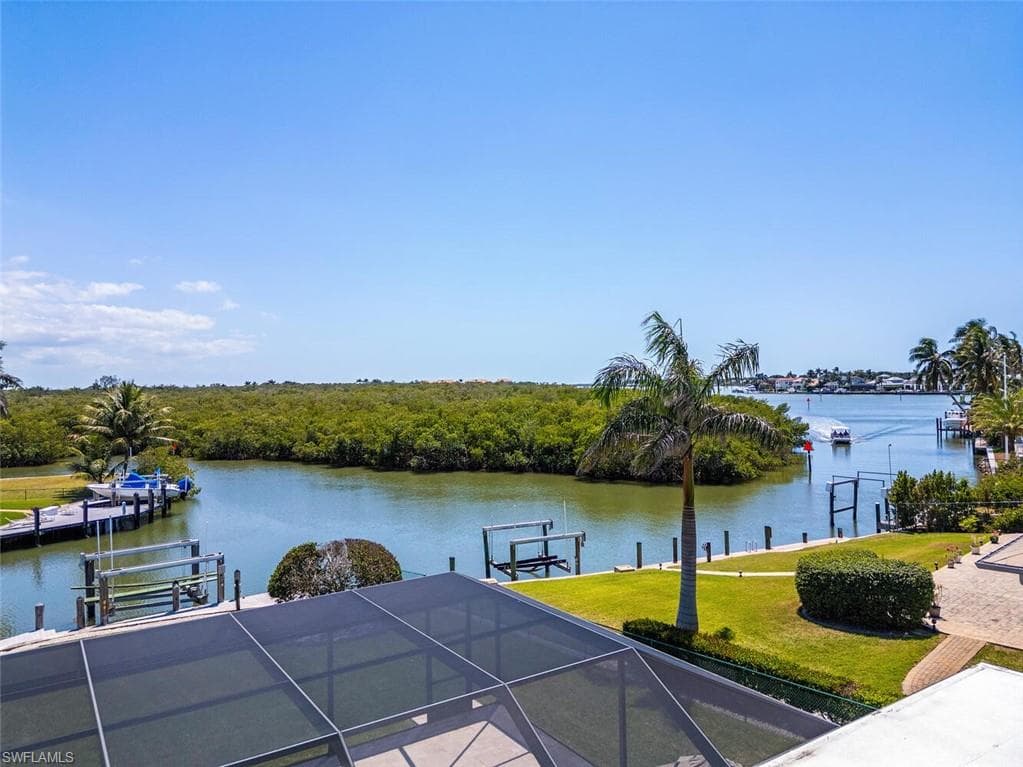 2111 Sheepshead Dr, Naples, FL 34102-22