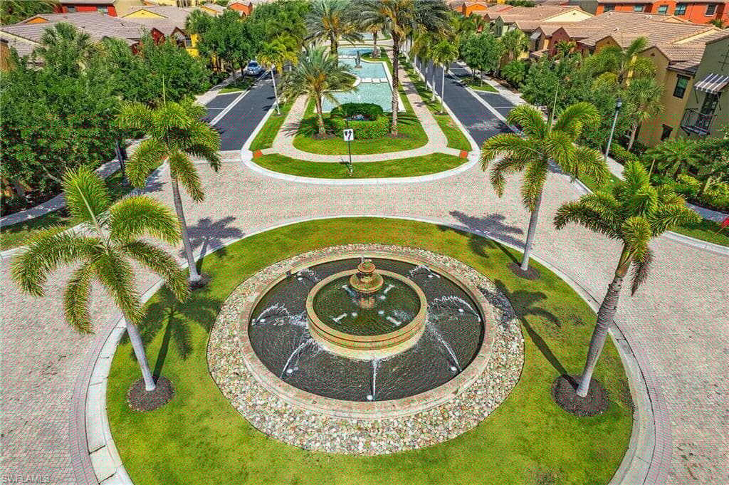 9114 Chula Vista Ln 11905, Naples, FL 34113-22