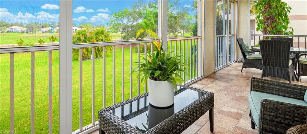 6045 Chardonnay Ln 204, Naples, FL 34119-5